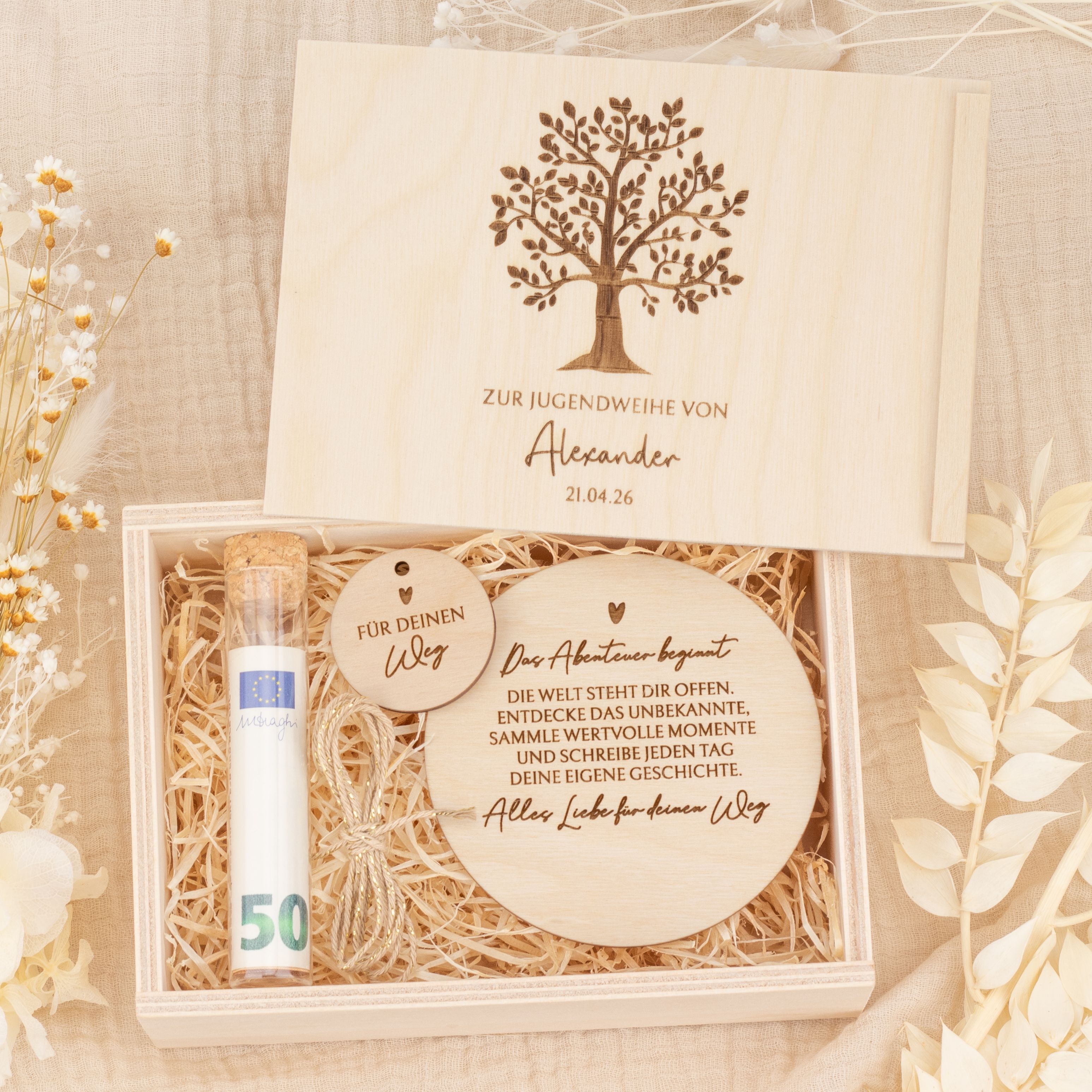 Personalisiertes Geldgeschenk zur Jugendweihe - Holzbox "Lebensbaum" mit Namen & Datum