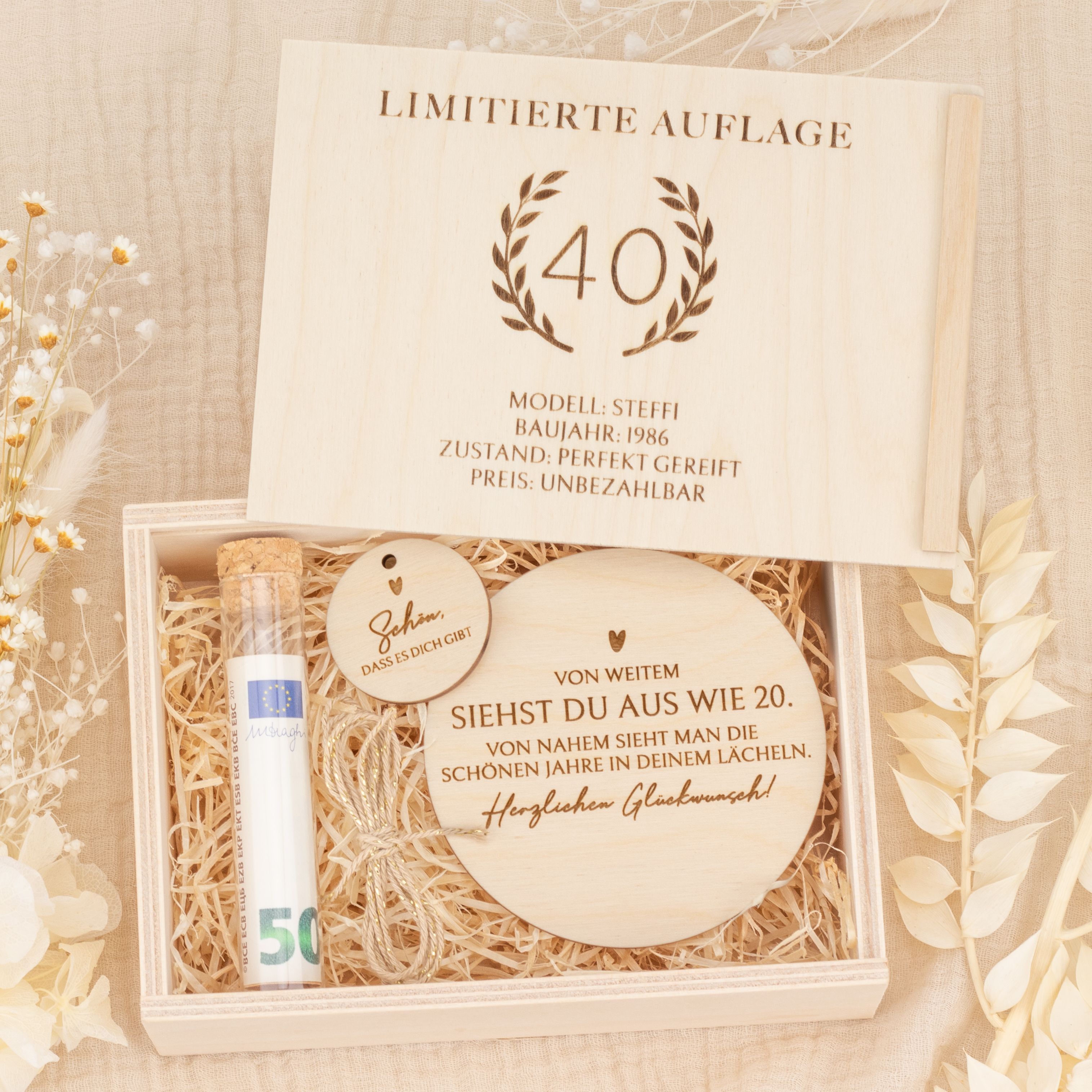 Personalisiertes Geldgeschenk zum 40. Geburtstag - Holzbox "Limitierte Auflage" mit Jahrgang & Reagenzglas